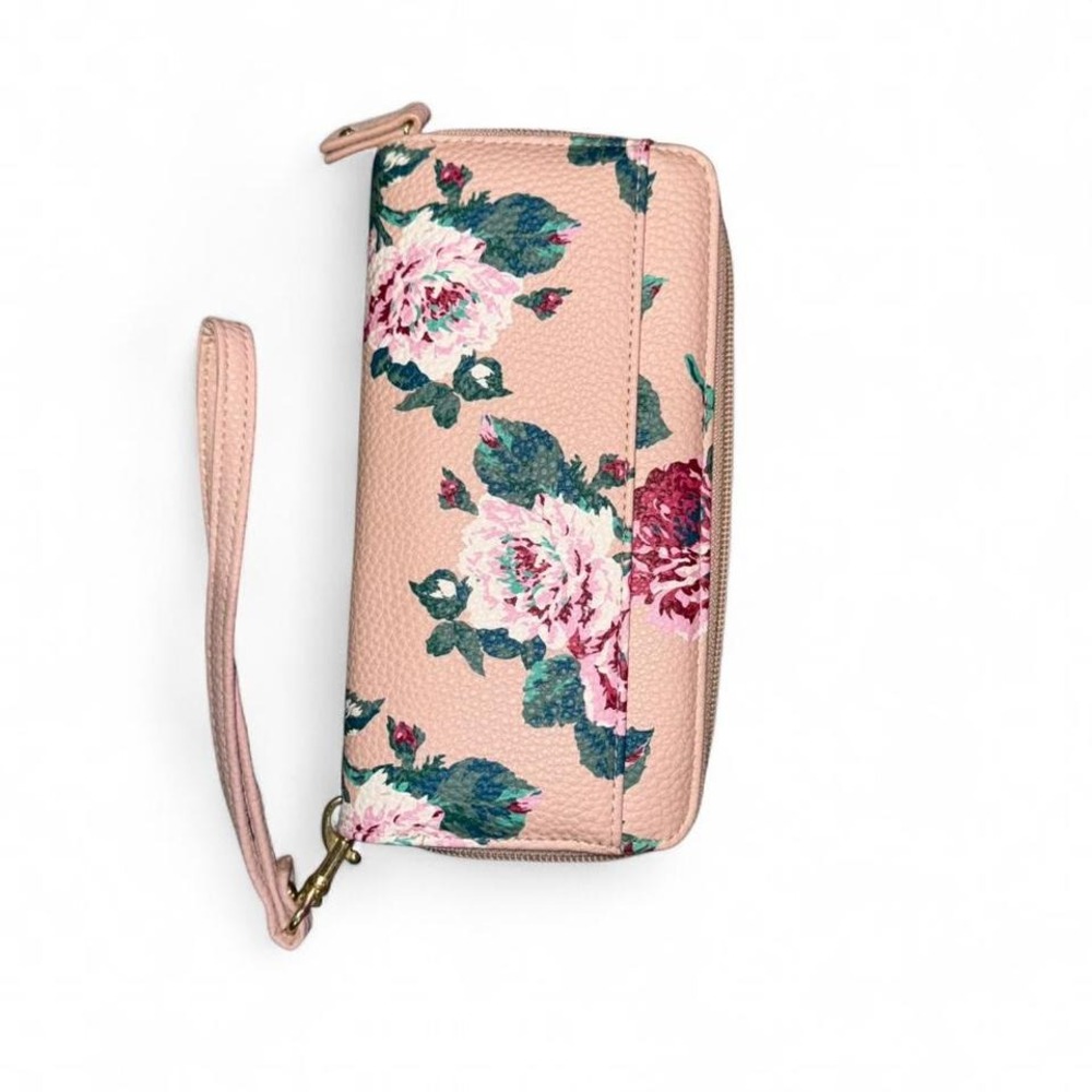 STONE MOUNTAIN PINK FLORAL LEATHER WALLET WRISTLET STRAP NWOT - Picture 2 of 8